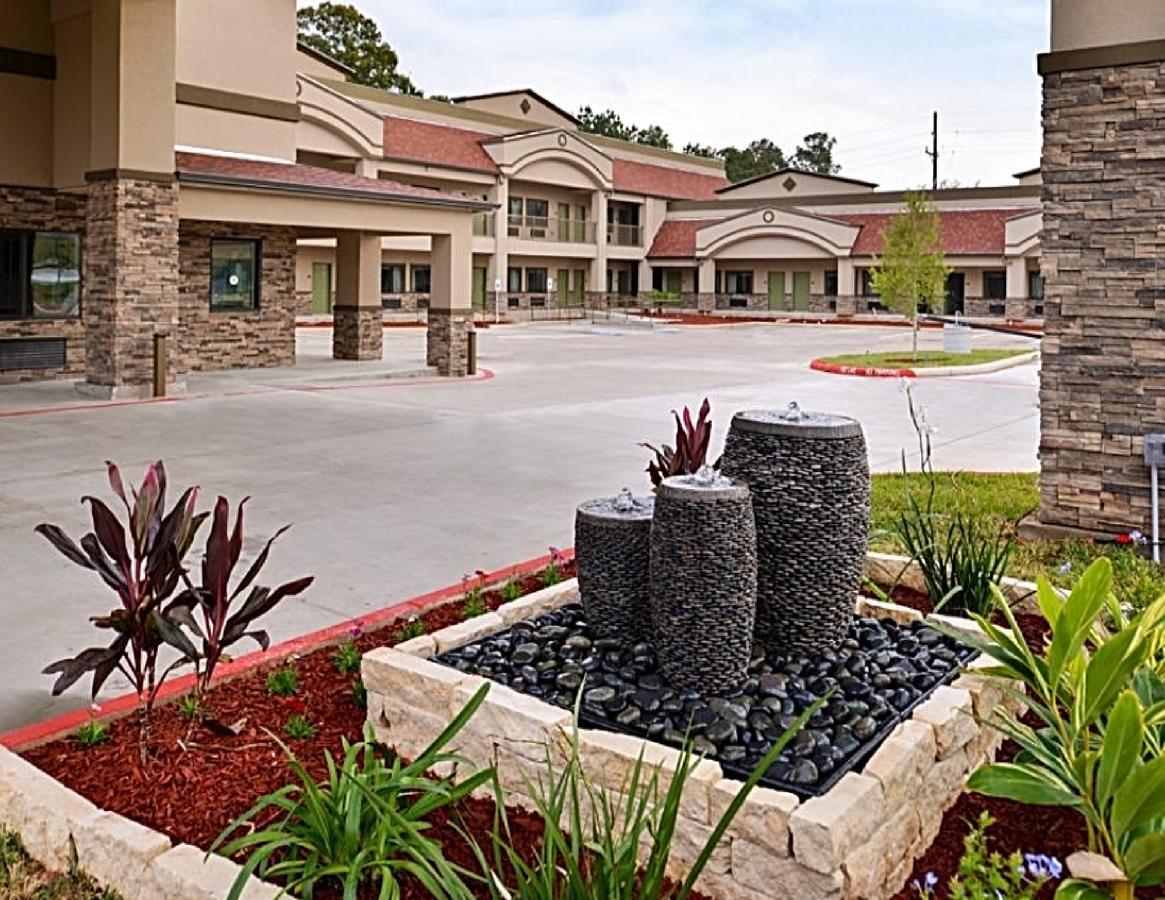 Scottish Inn & Suites - Conroe Εξωτερικό φωτογραφία